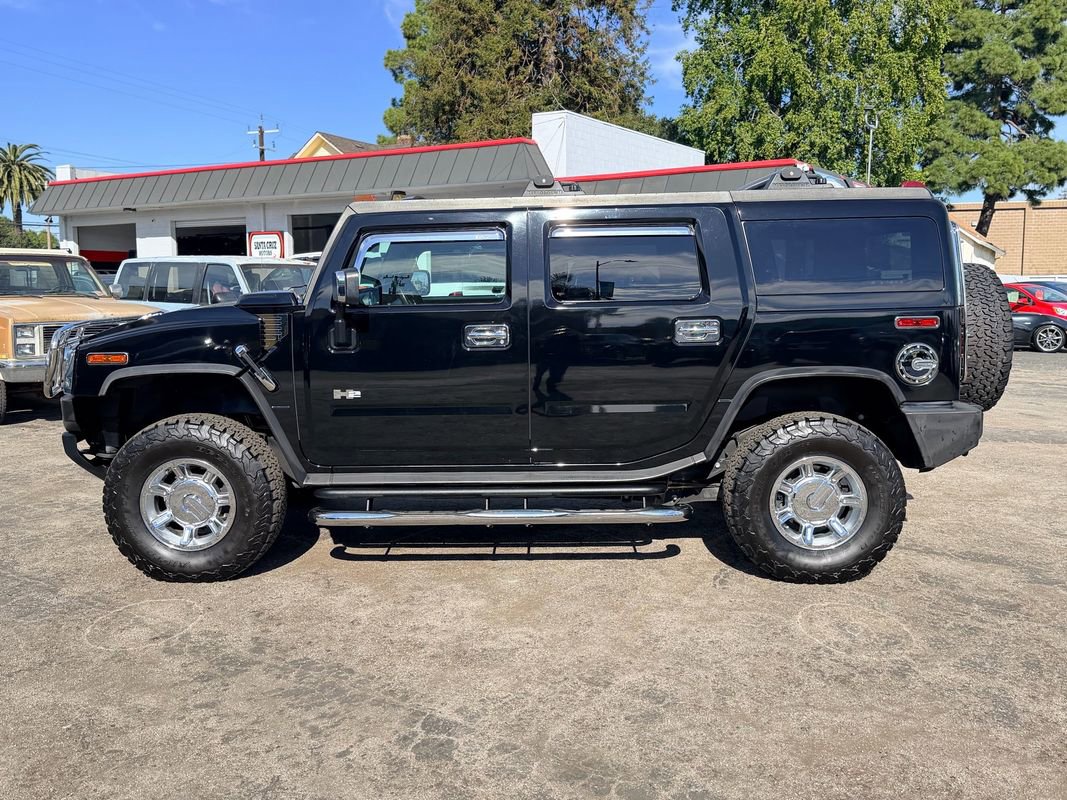 Used 2005 HUMMER H2 w/ Preferred Equipment Group image 8