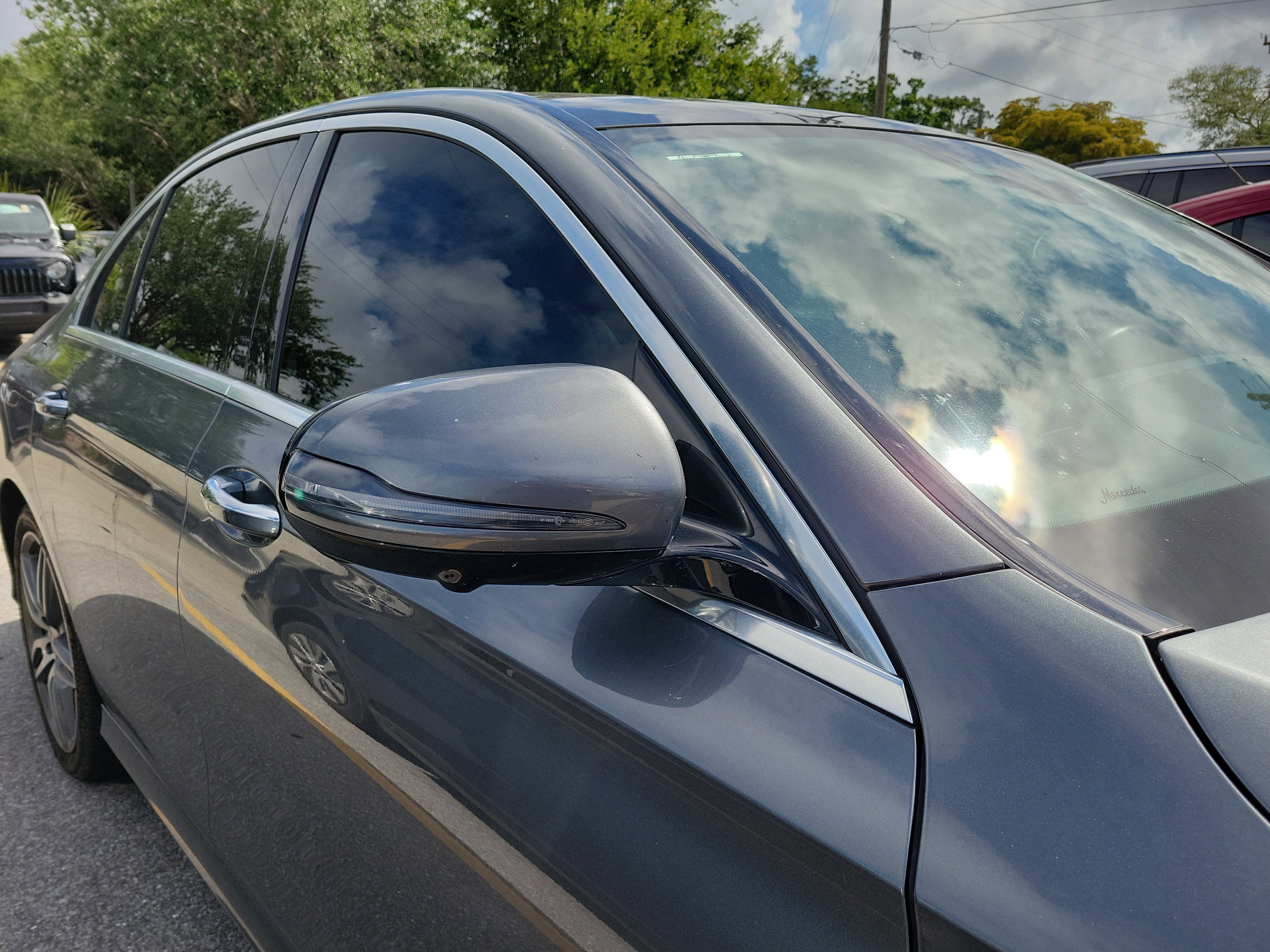 Used 2019 Mercedes-Benz E 300 image 8