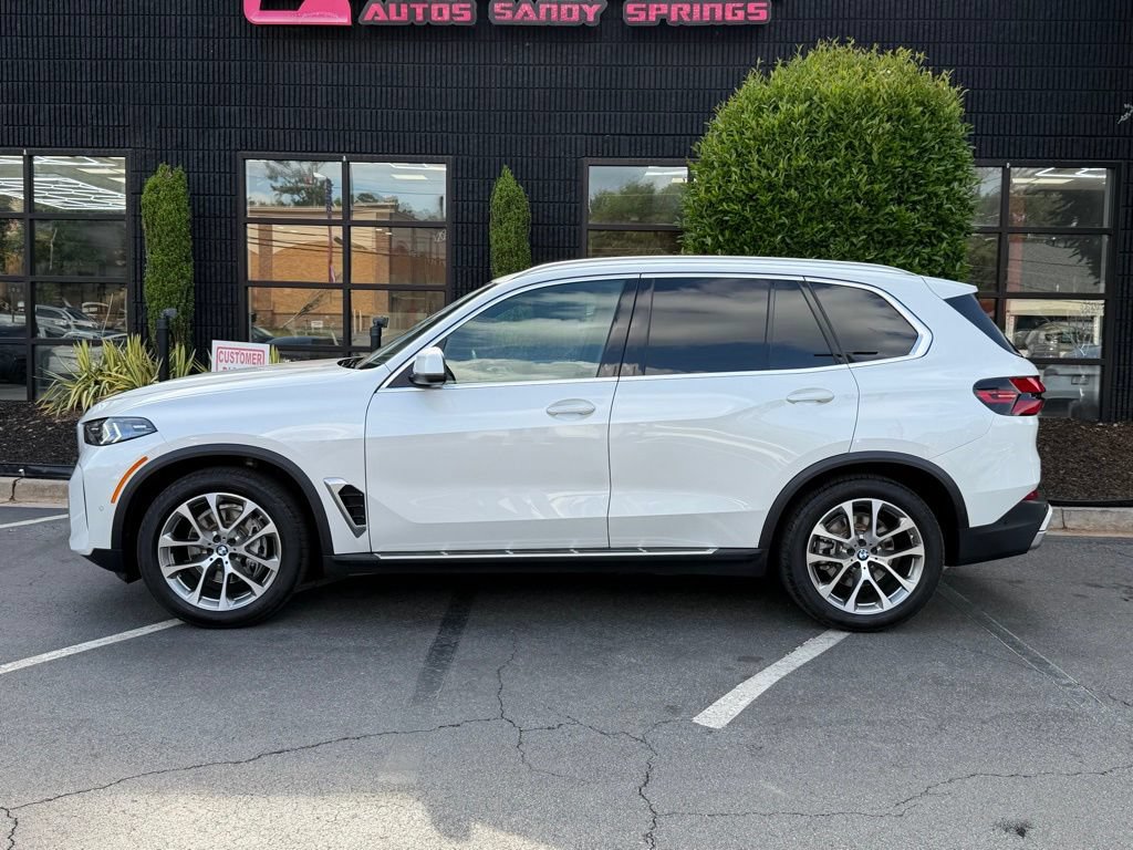 Used 2025 BMW X5 xDrive40i AWD/4WD image 9