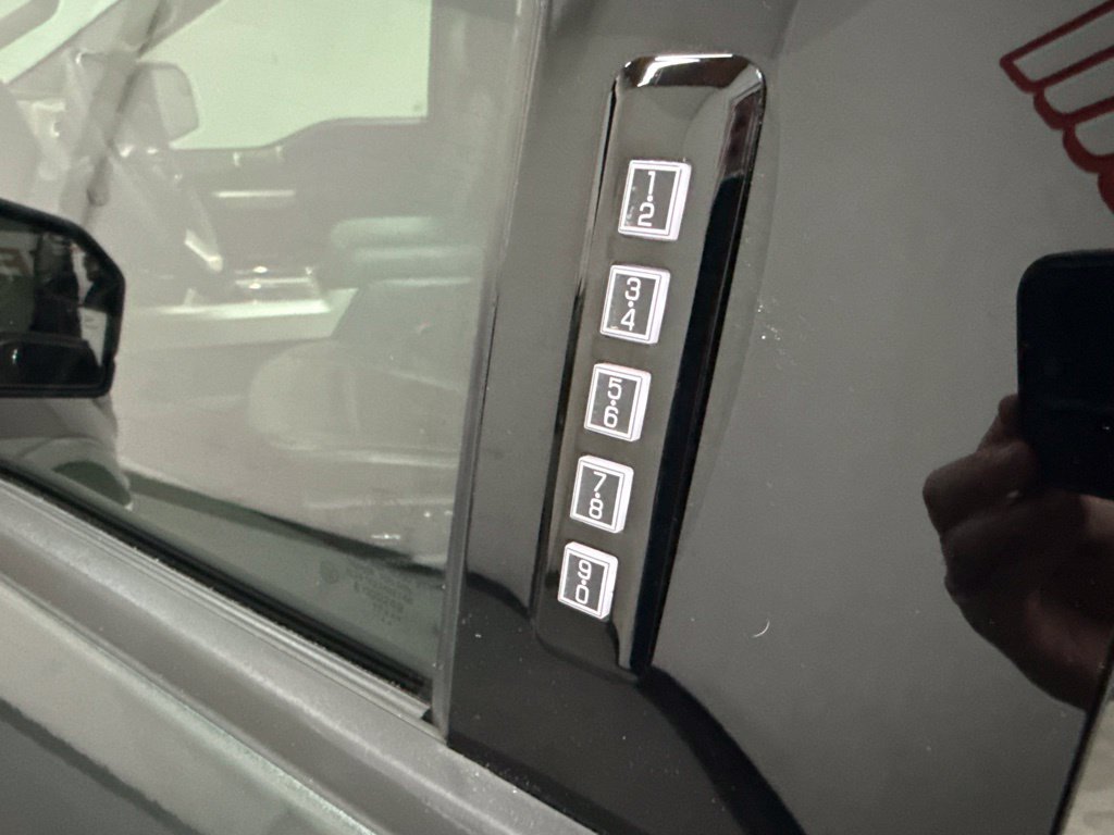 Used 2018 Ford F150 Lariat w/ Trailer Tow Package RWD image 45