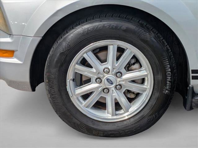 Used 2009 Ford Mustang Coupe image 21