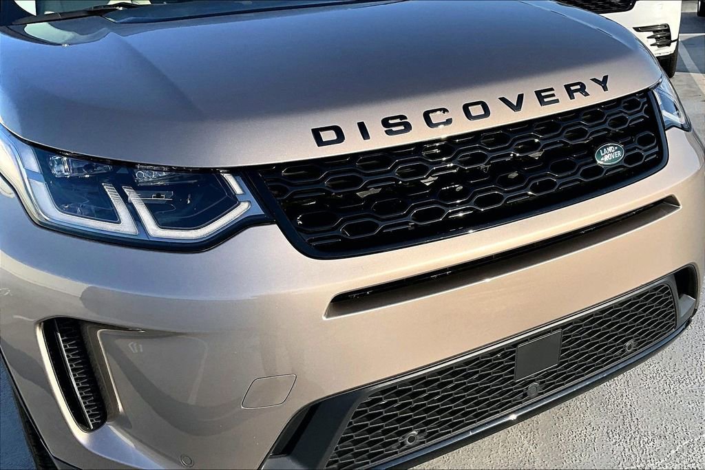 Used 2023 Land Rover Discovery Sport SE AWD/4WD image 31