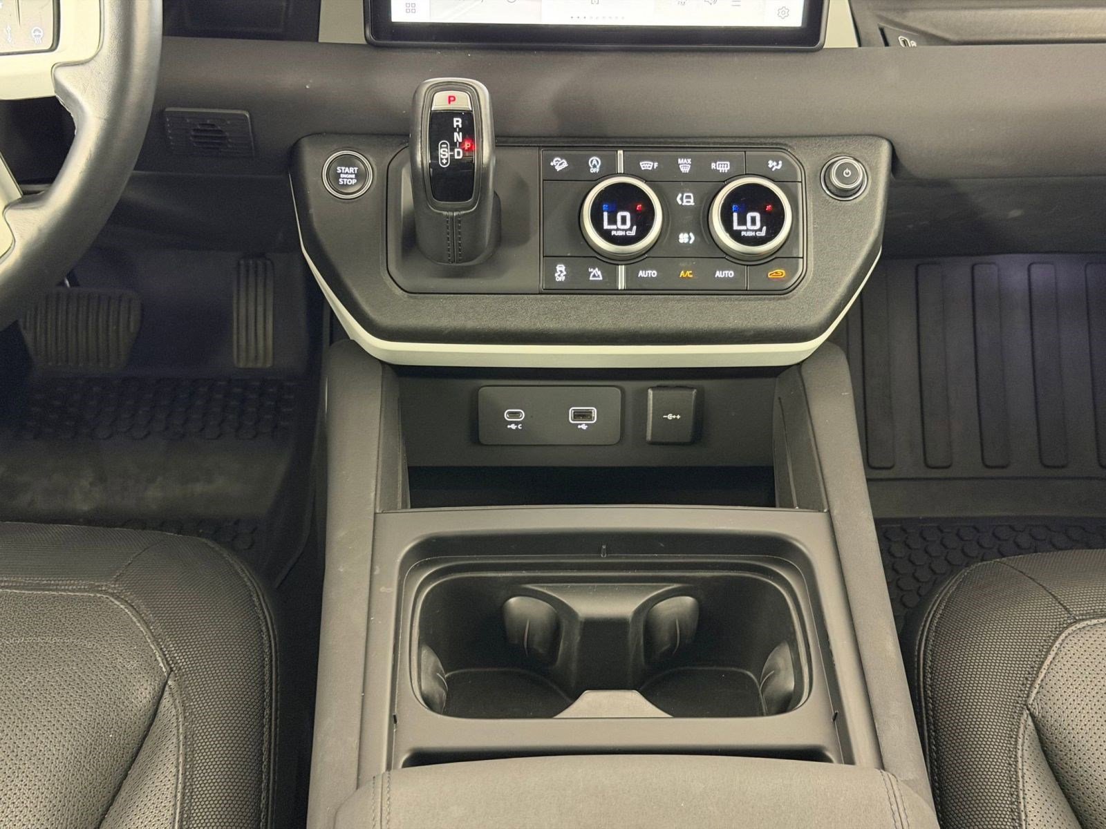 Certified 2023 Land Rover Defender 110 X-Dynamic SE image 25