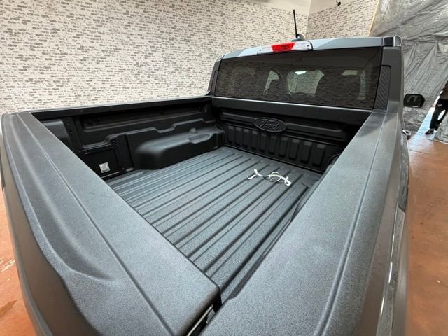 Used 2025 Ford Maverick XL w/ 4K Tow Package image 11