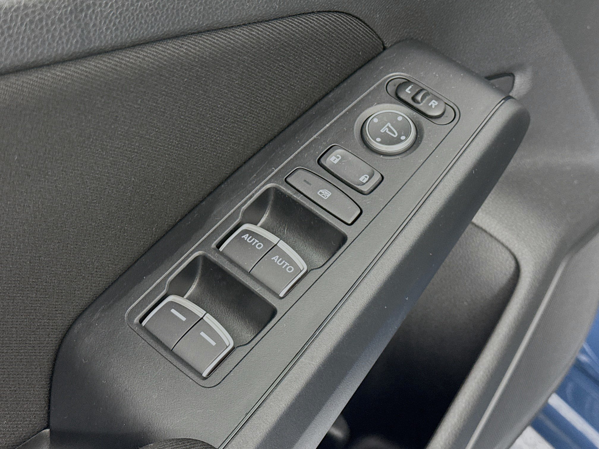 Certified 2025 Honda Civic Sport image 17