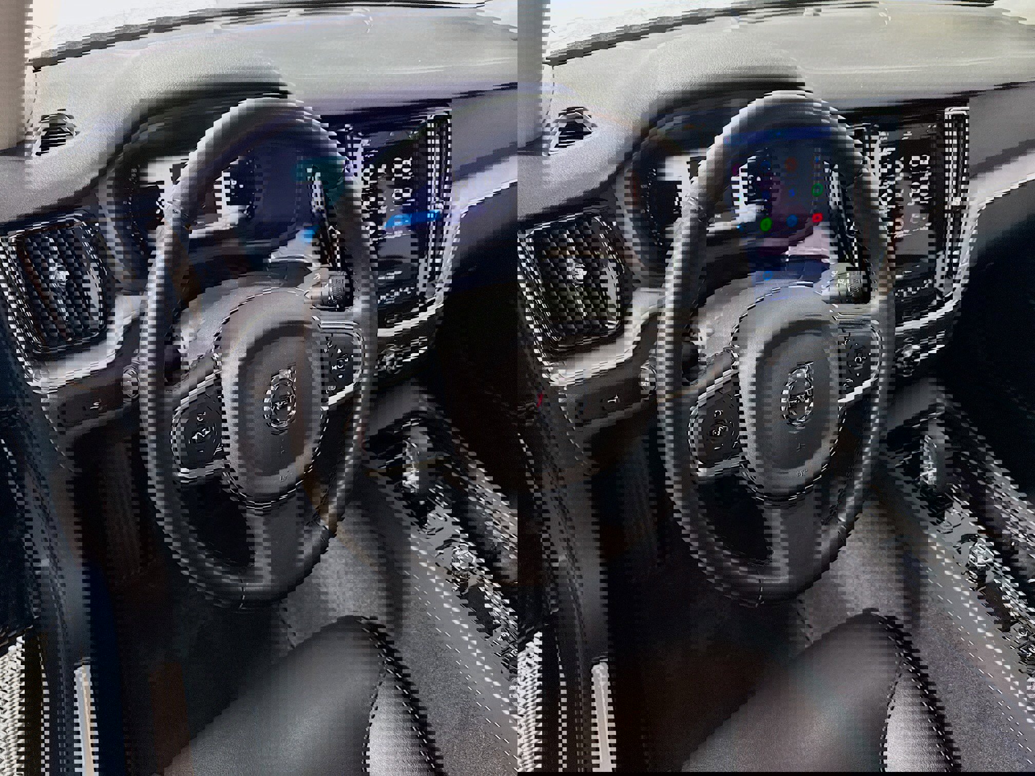 Used 2024 Volvo S60 B5 Core image 22