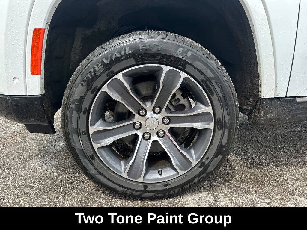 Used 2023 Jeep Grand Wagoneer 4WD image 11