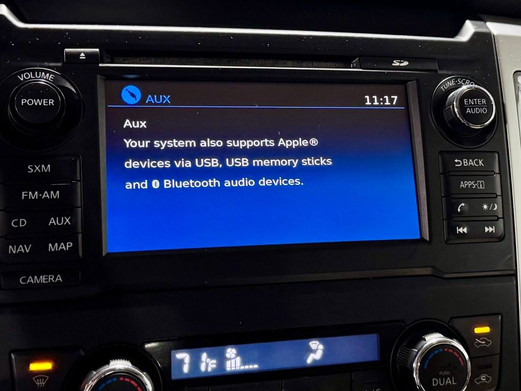 Used 2016 Nissan Titan SL image 17