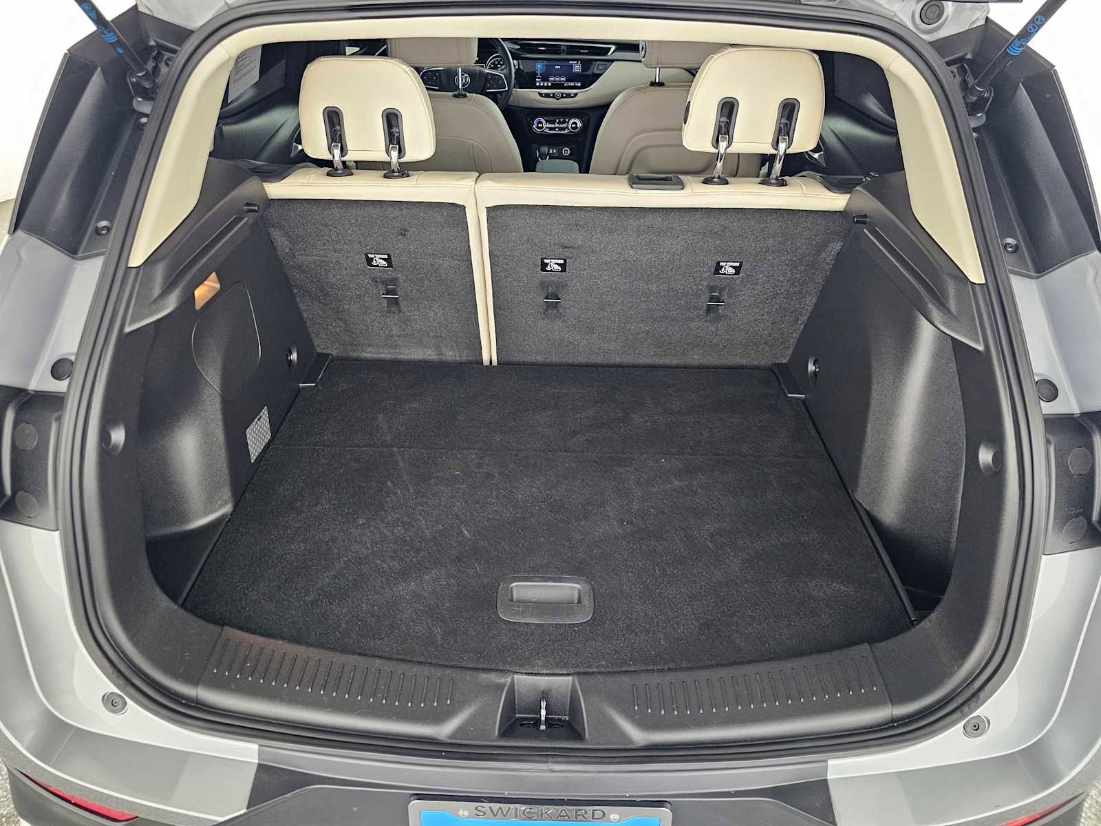 Used 2023 Buick Encore GX Preferred w/ Cold Weather Comfort Package image 14