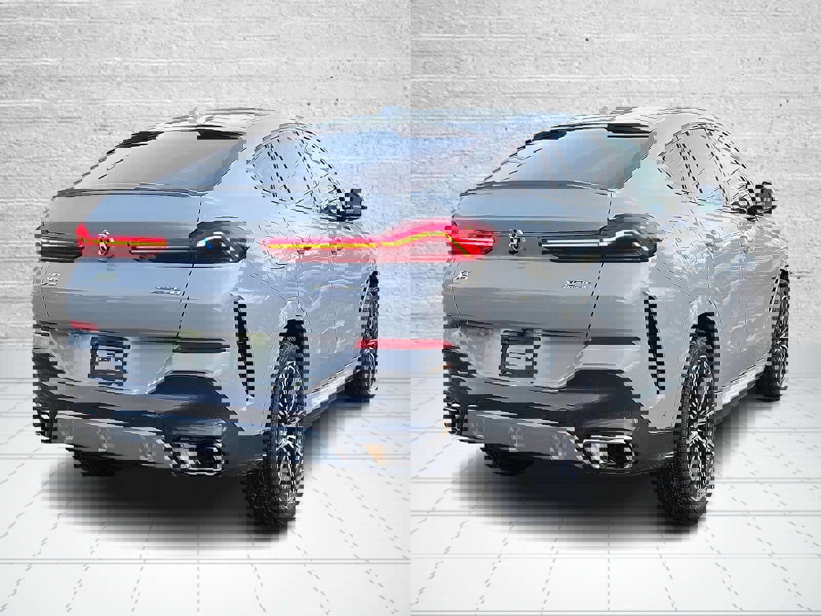 Certified 2025 BMW X6 xDrive40i image 6