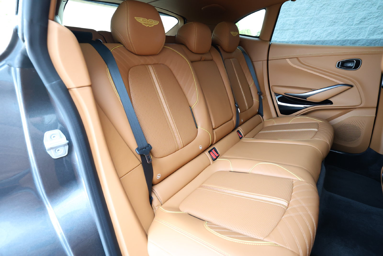 Used 2025 Aston Martin DBX 707 AWD/4WD image 23