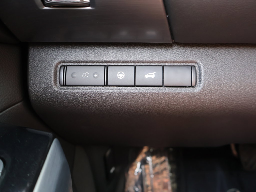 Used 2026 Nissan Pathfinder SL w/ SL Premium Package AWD/4WD image 33