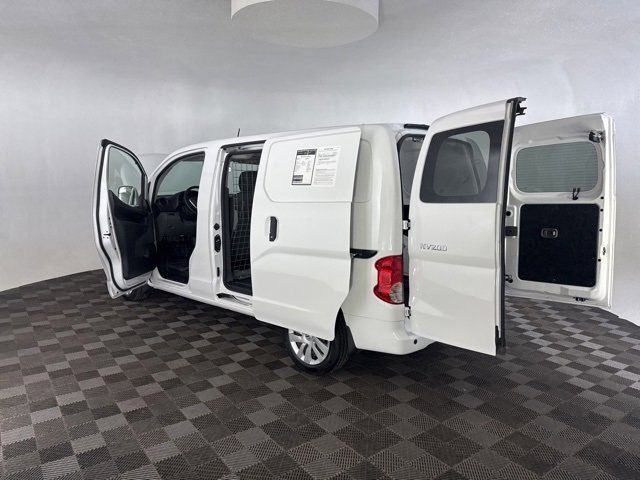 Used 2020 Nissan NV200 SV w/ Back Door Glass Package image 16
