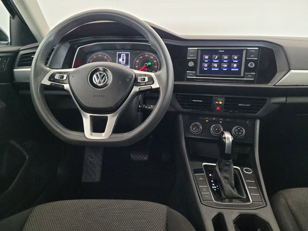 Used 2021 Volkswagen Jetta SE FWD image 22