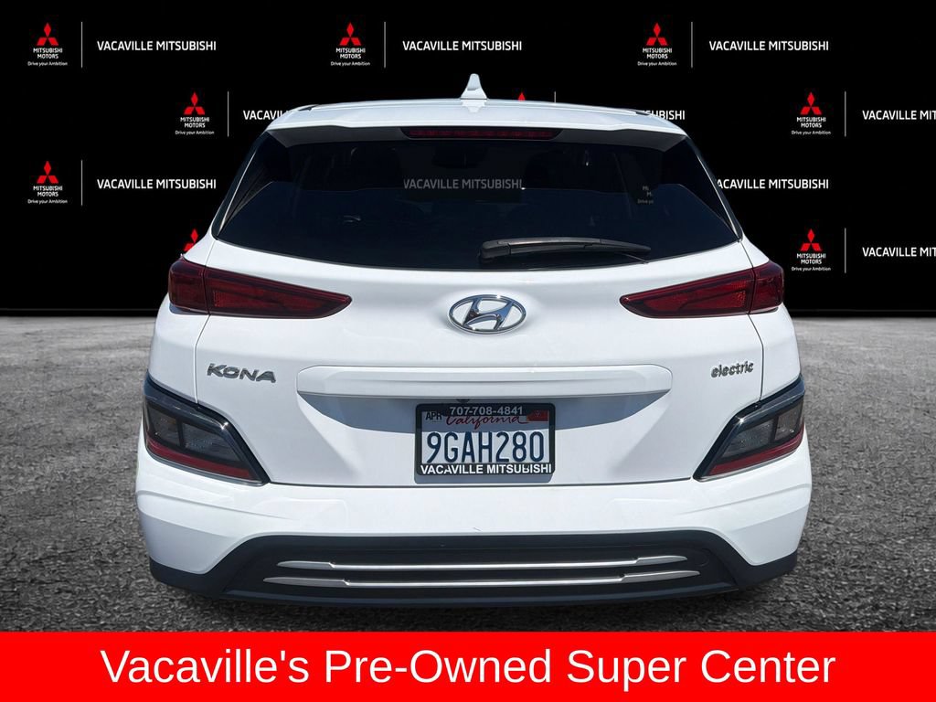 Used 2023 Hyundai Kona SE FWD image 4