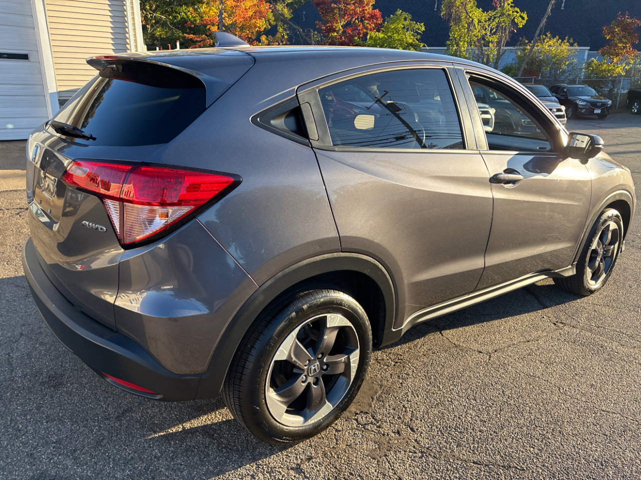 Used 2018 Honda HR-V EX image 5