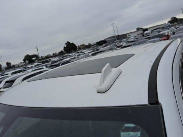 Used 2022 GMC Sierra 3500 Denali image 2