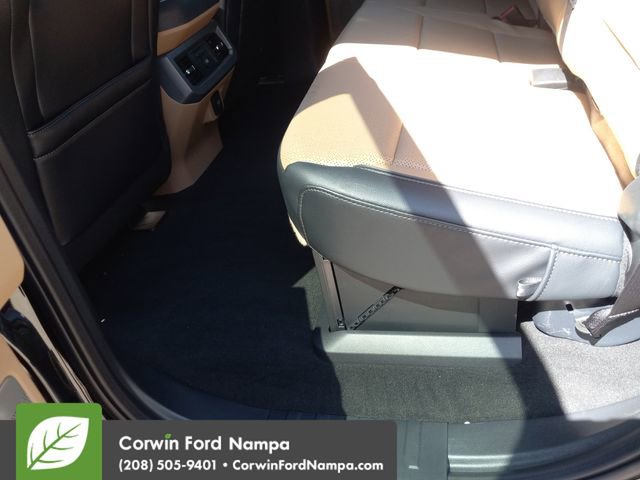New 2025 Ford F350 Lariat w/ Lariat Ultimate Package image 29