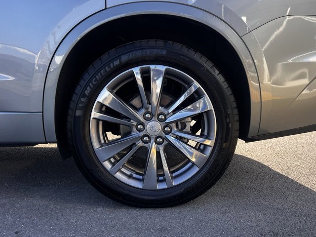 Used 2025 Cadillac XT6 Premium Luxury image 8