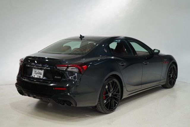 Used 2022 Maserati Ghibli Trofeo image 7