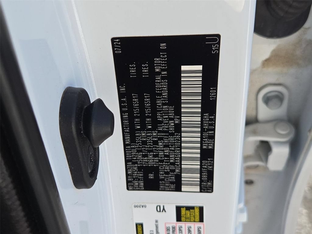 Used 2024 Toyota Corolla Cross LE FWD image 25
