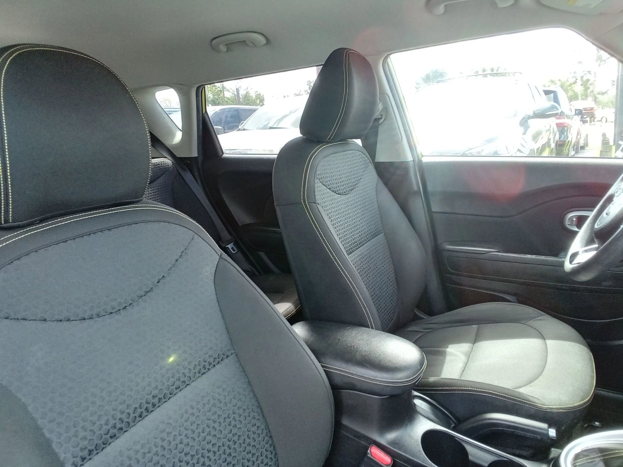 Used 2014 Kia Soul + image 18