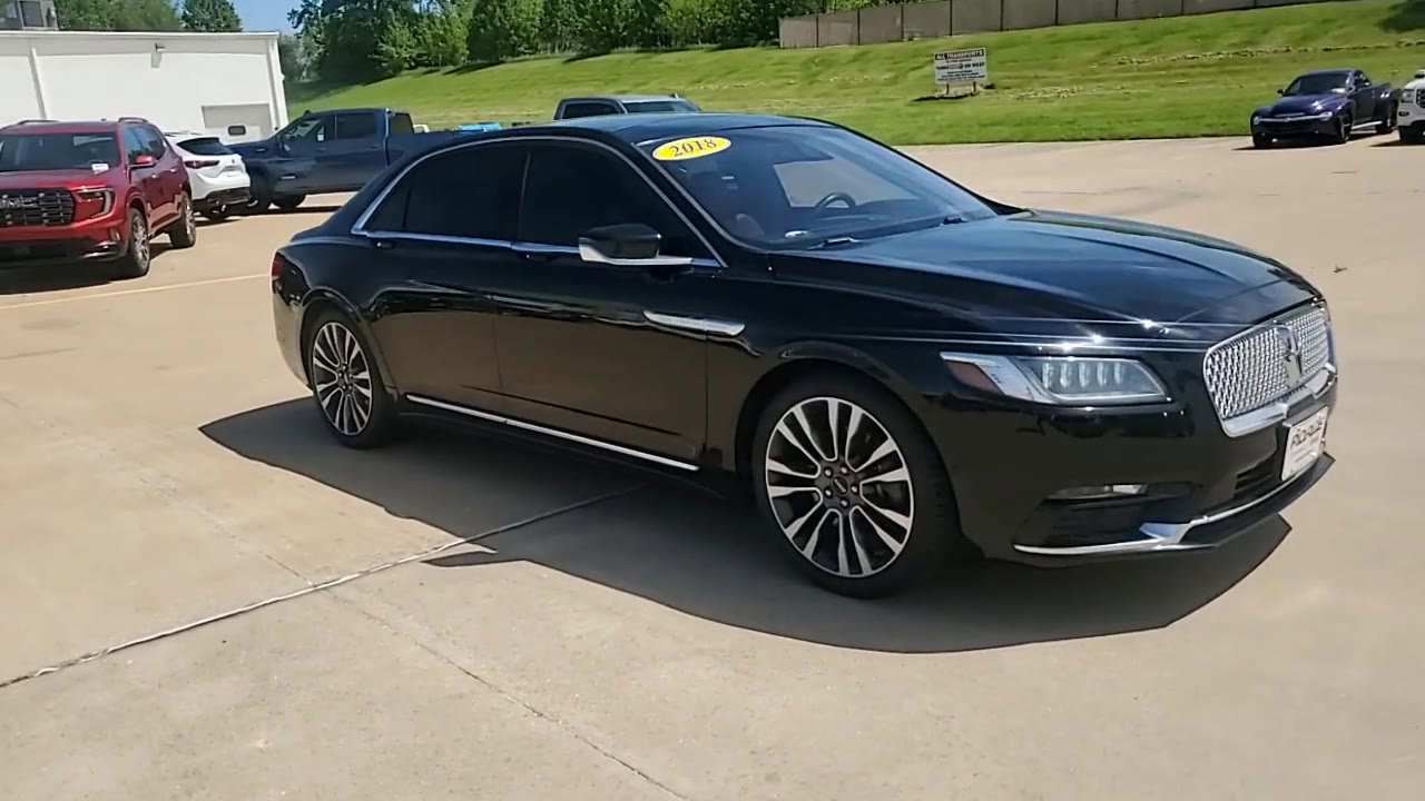 Used 2018 Lincoln Continental Reserve AWD/4WD image 2
