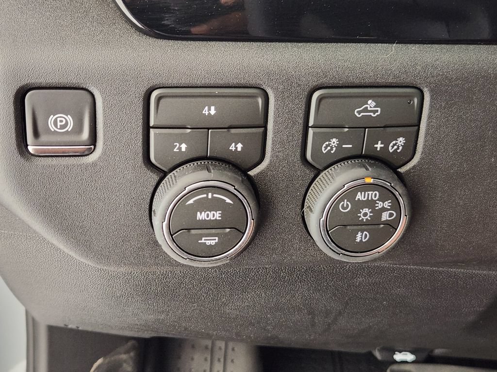 New 2026 Chevrolet Silverado 3500 LT AWD/4WD image 19