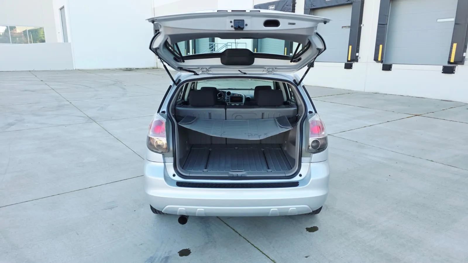 Used 2006 Toyota Matrix XR image 17