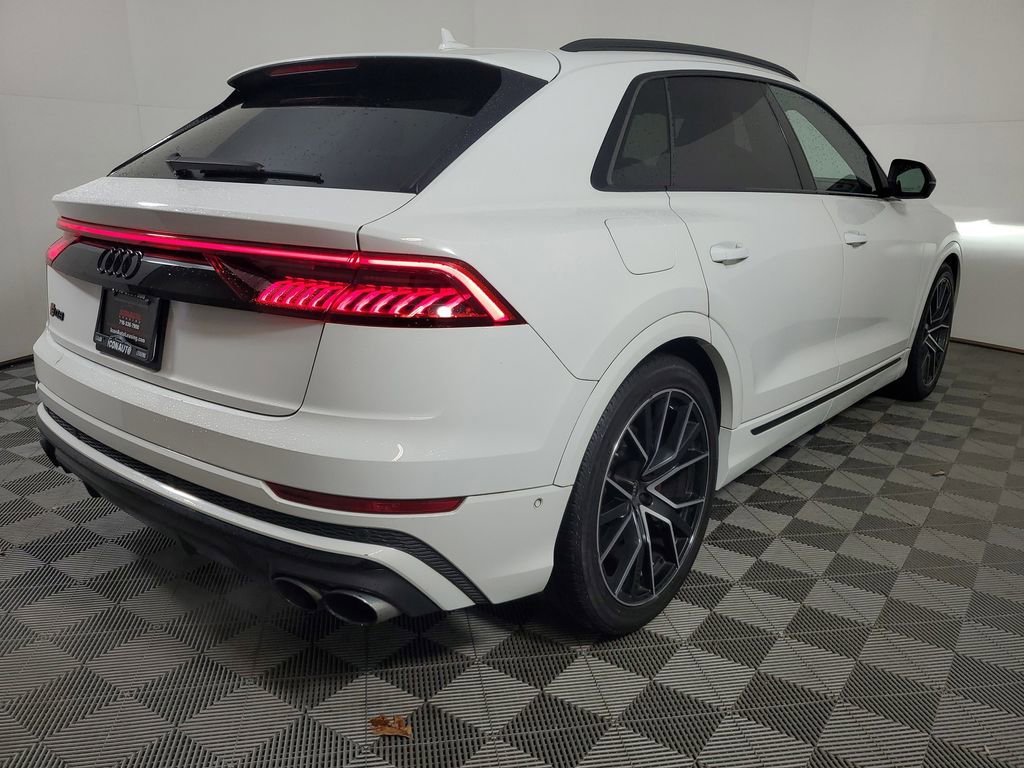 Used 2022 Audi SQ8 Premium Plus w/ Black Optic Package image 6
