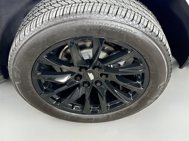 Used 2022 Cadillac Escalade Sport w/ Touring Package RWD image 34