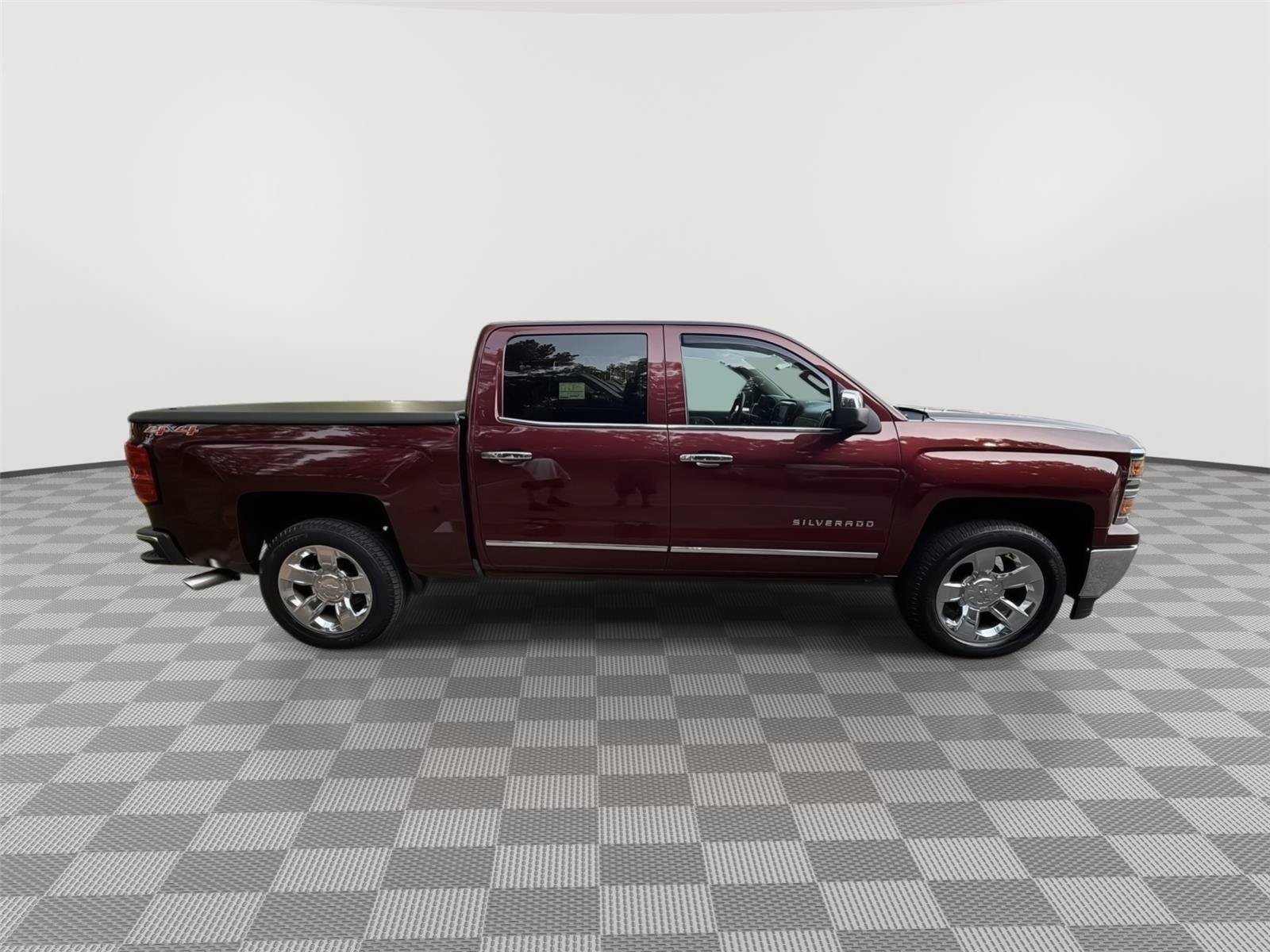 Used 2015 Chevrolet Silverado 1500 LTZ w/ LTZ Plus Package AWD/4WD image 5