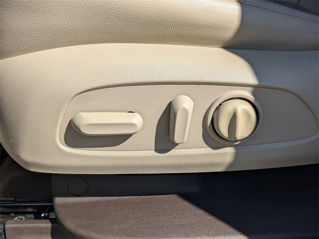 Used 2018 GMC Acadia Denali w/ Technology Package image 22