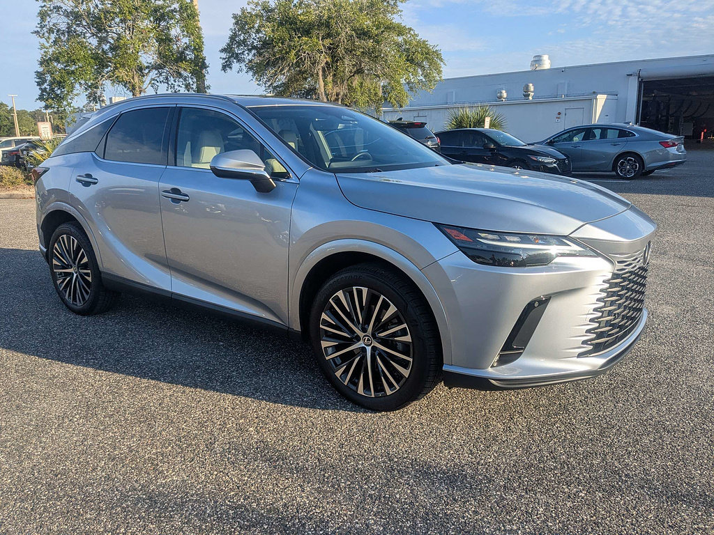 Used 2024 Lexus RX 350 Premium w/ Cold Area Package FWD image 2