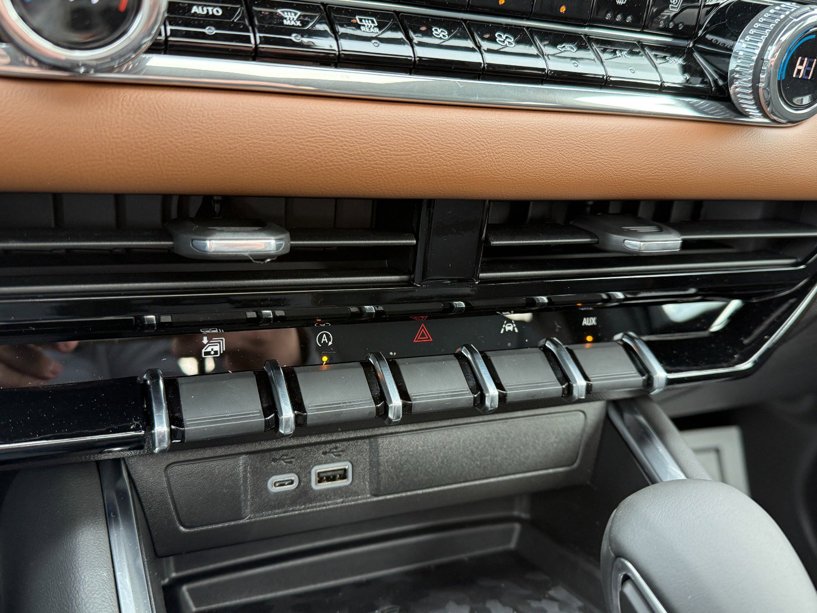 New 2026 GMC Canyon AT4 w/ Technology Plus Package image 35