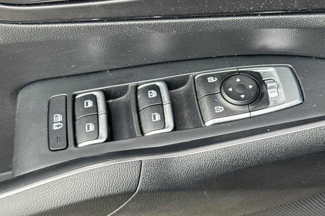 Used 2021 Kia Sorento S FWD image 12