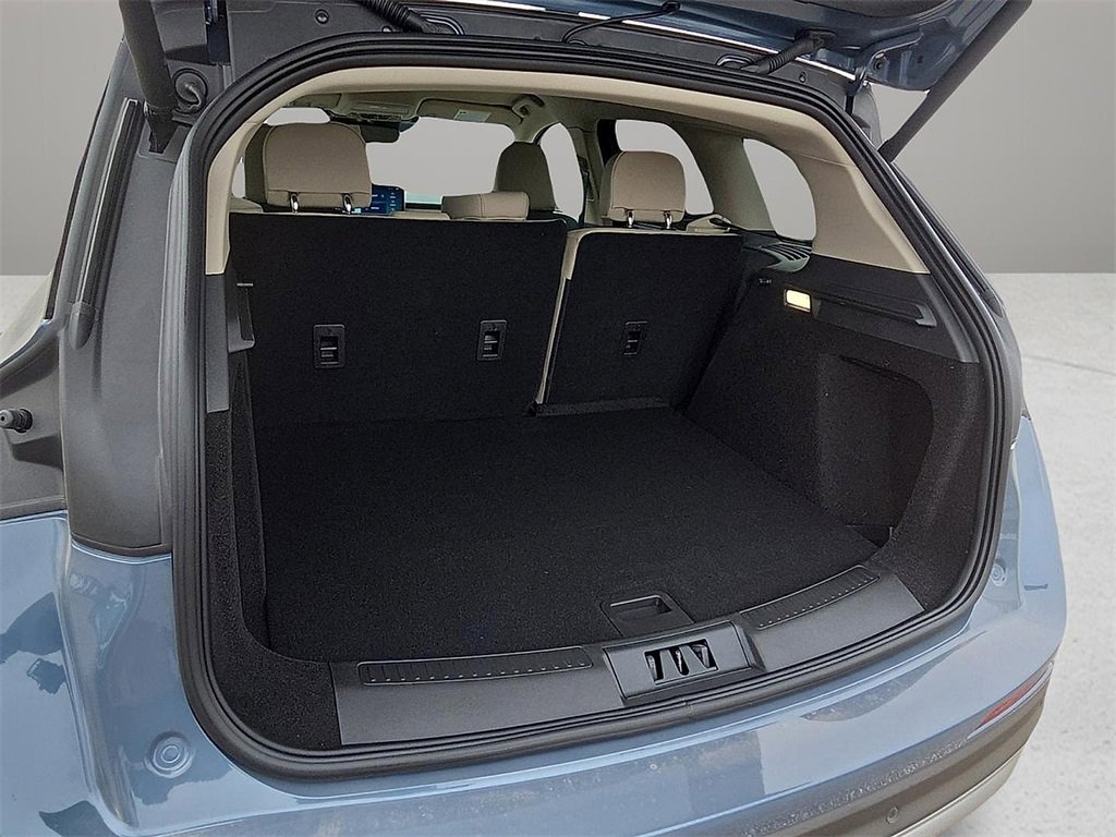 New 2026 Lincoln Corsair Premiere image 8