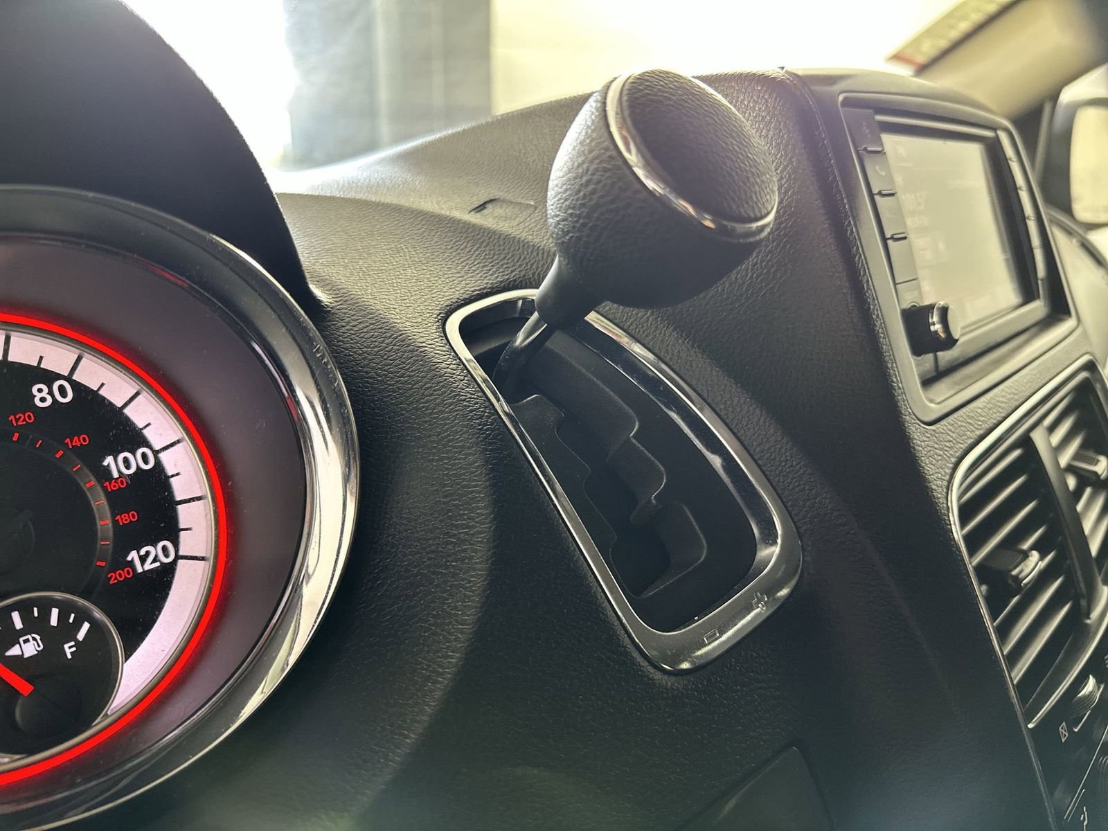 Used 2019 Dodge Grand Caravan SE image 20