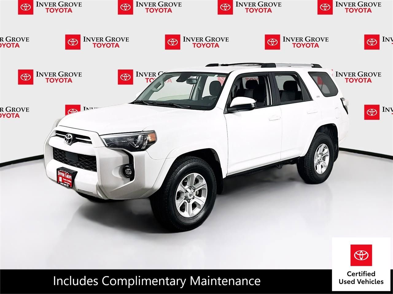 Certified 2024 Toyota 4Runner SR5 AWD/4WD image 1