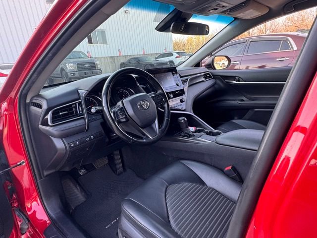 Used 2021 Toyota Camry SE image 14
