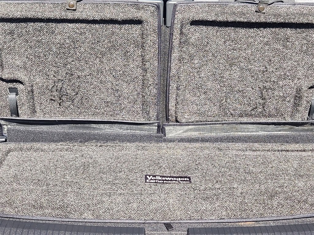 Used 2022 Volkswagen Tiguan SE R-Line image 23