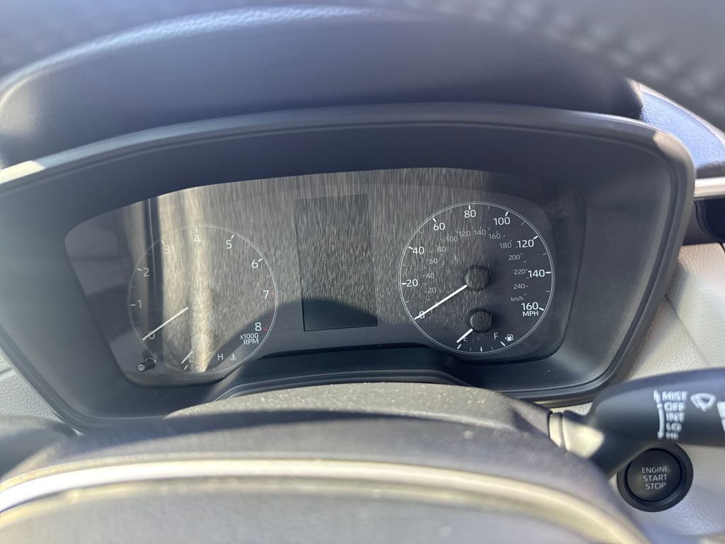 Certified 2025 Toyota Corolla Cross LE image 34