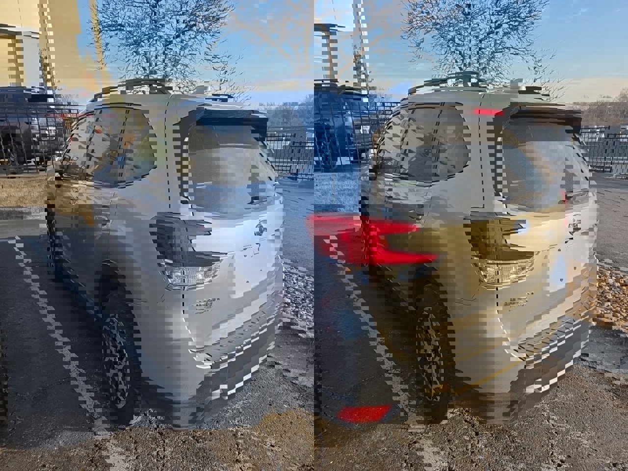 Used 2023 Subaru Forester Premium image 8