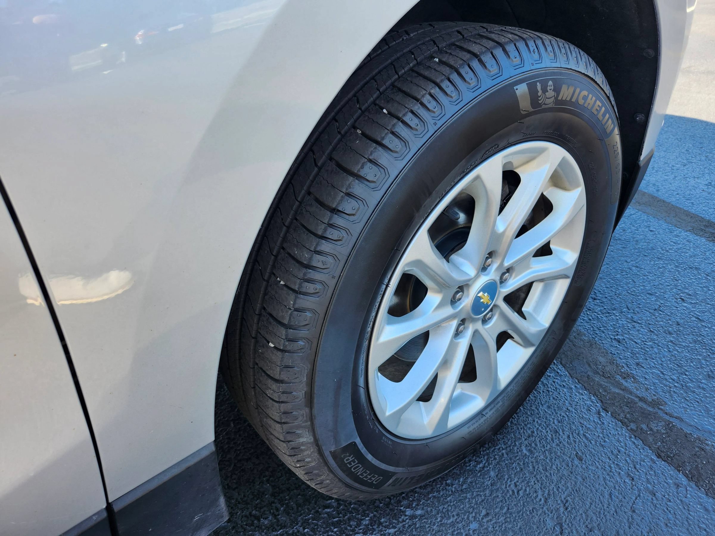 Used 2019 Chevrolet Equinox LT AWD/4WD image 36