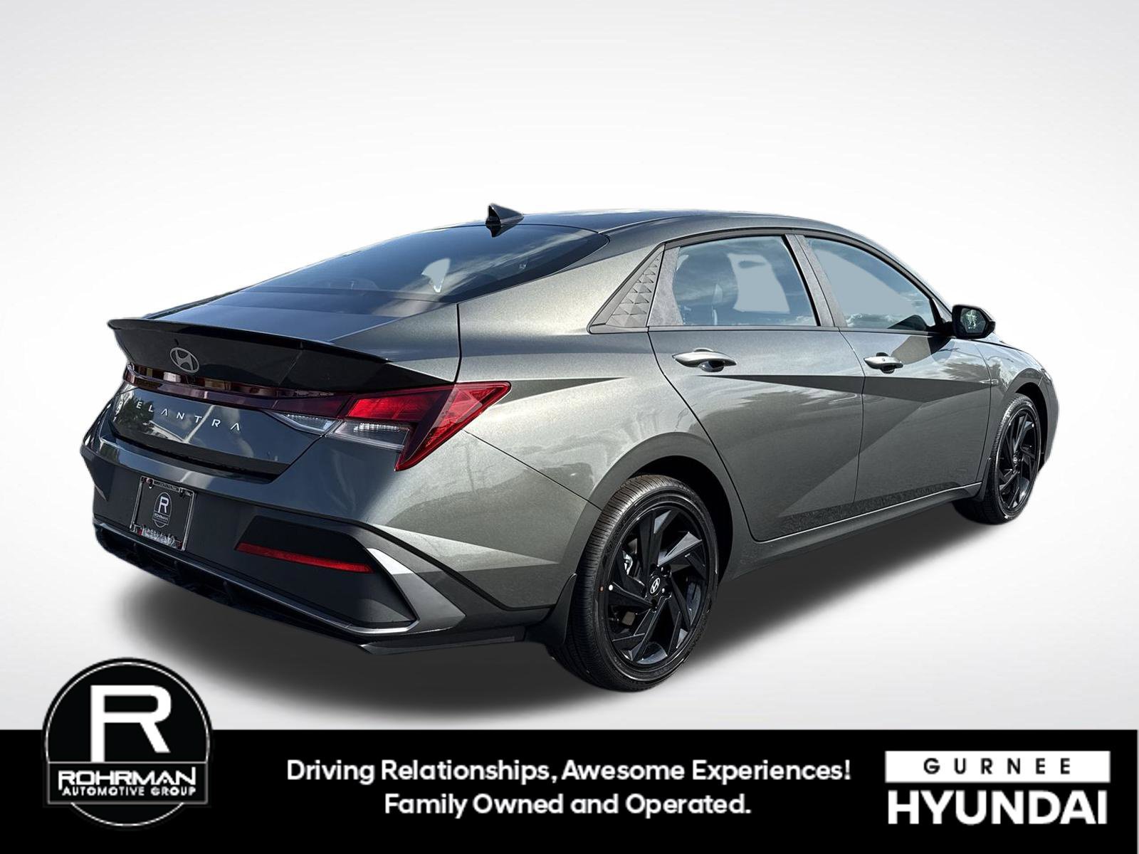 New 2026 Hyundai Elantra SEL Sport FWD image 10