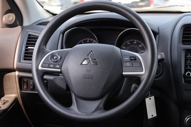 Used 2024 Mitsubishi Outlander Sport ES AWD/4WD image 22