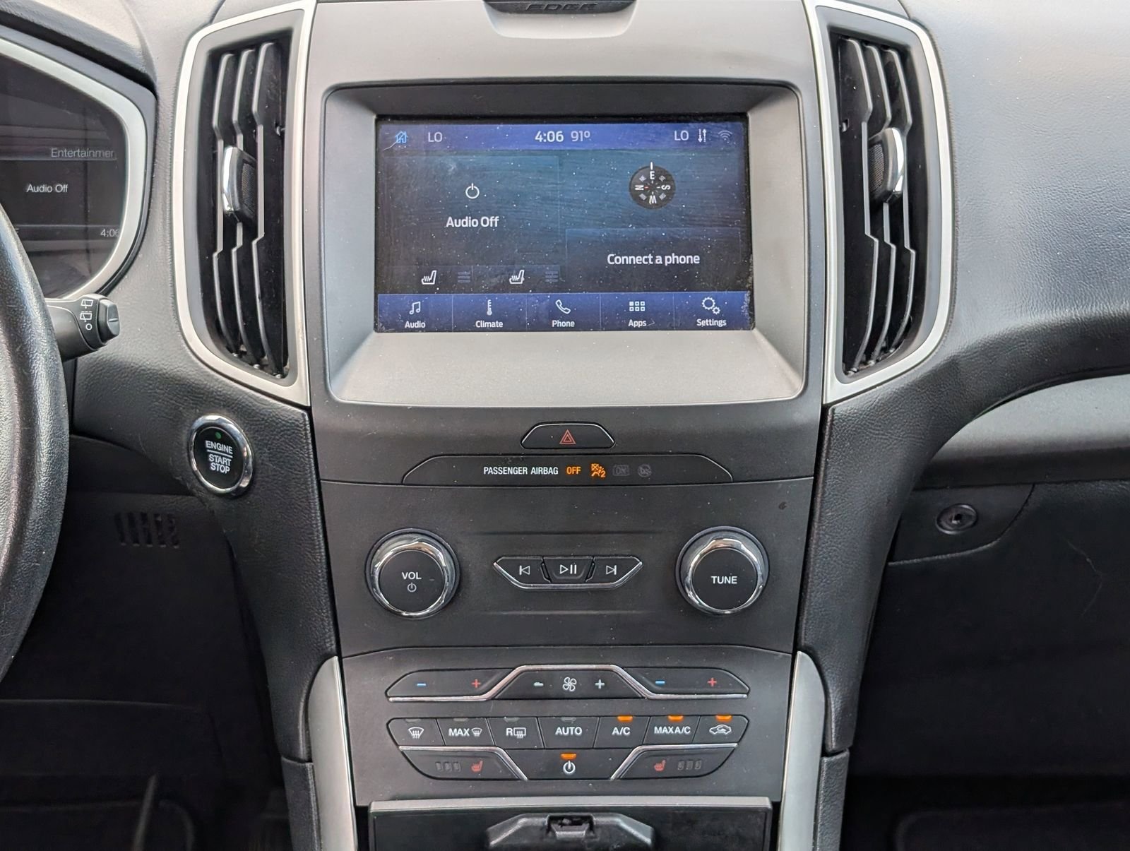 Used 2020 Ford Edge SEL FWD image 17