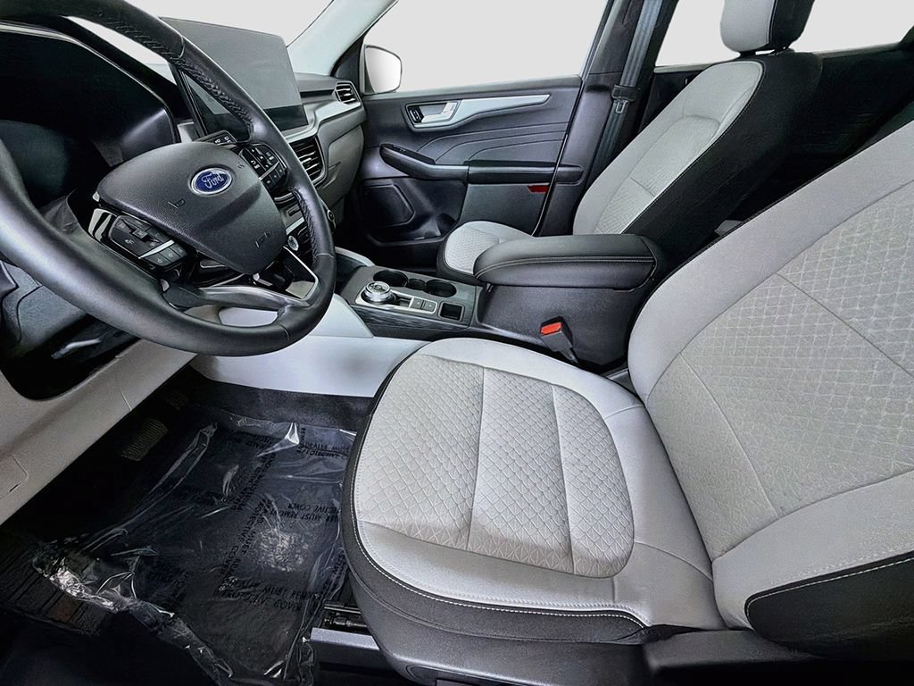 Used 2023 Ford Escape Active w/ Tech Pack #2 FWD image 23