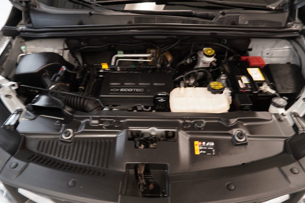 Used 2019 Chevrolet Trax LT w/ LT Convenience Package image 37