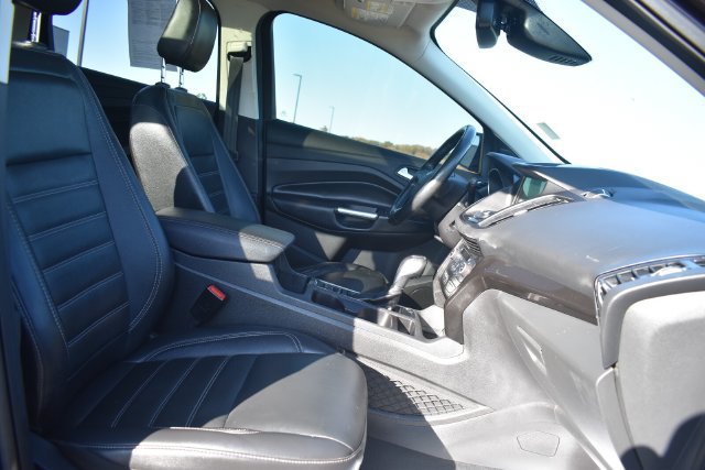 Used 2019 Ford Escape Titanium AWD/4WD image 14